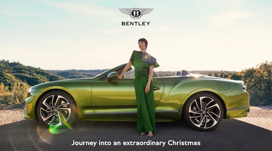 Journey into an extraordinary Christmas	